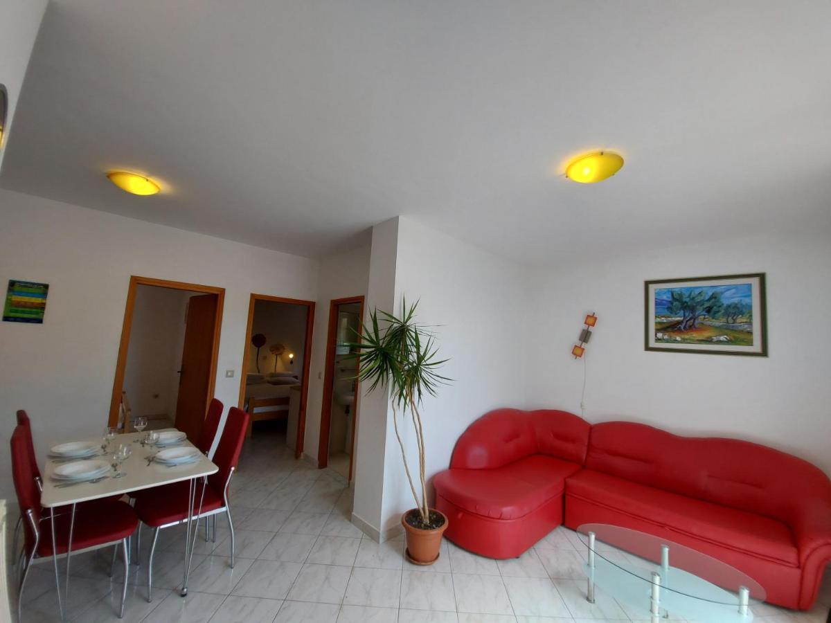 Sea & Honey Appartement Krk Town Buitenkant foto