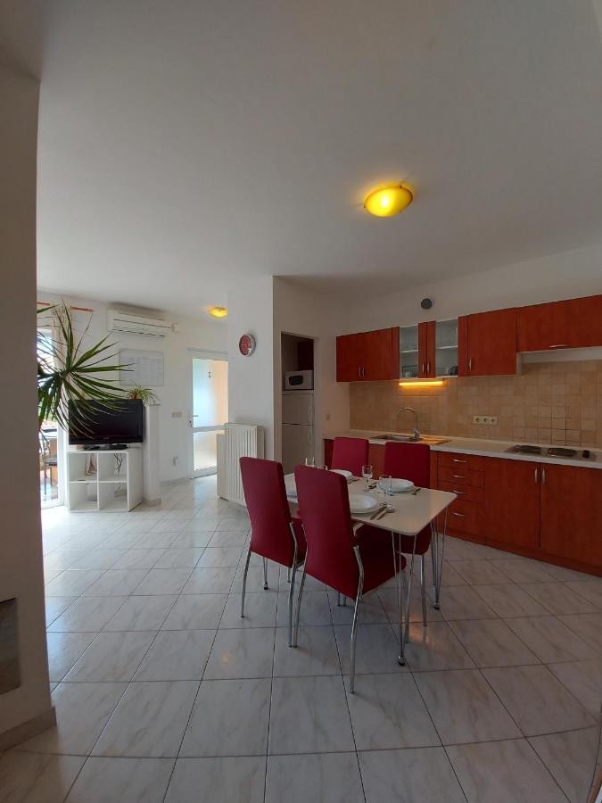 Sea & Honey Appartement Krk Town Buitenkant foto