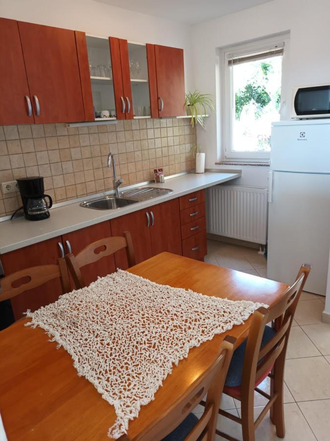 Sea & Honey Appartement Krk Town Buitenkant foto
