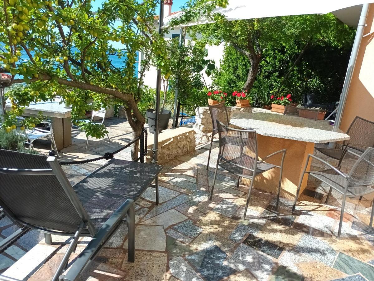 Sea & Honey Appartement Krk Town Buitenkant foto