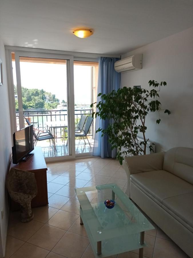 Sea & Honey Appartement Krk Town Buitenkant foto